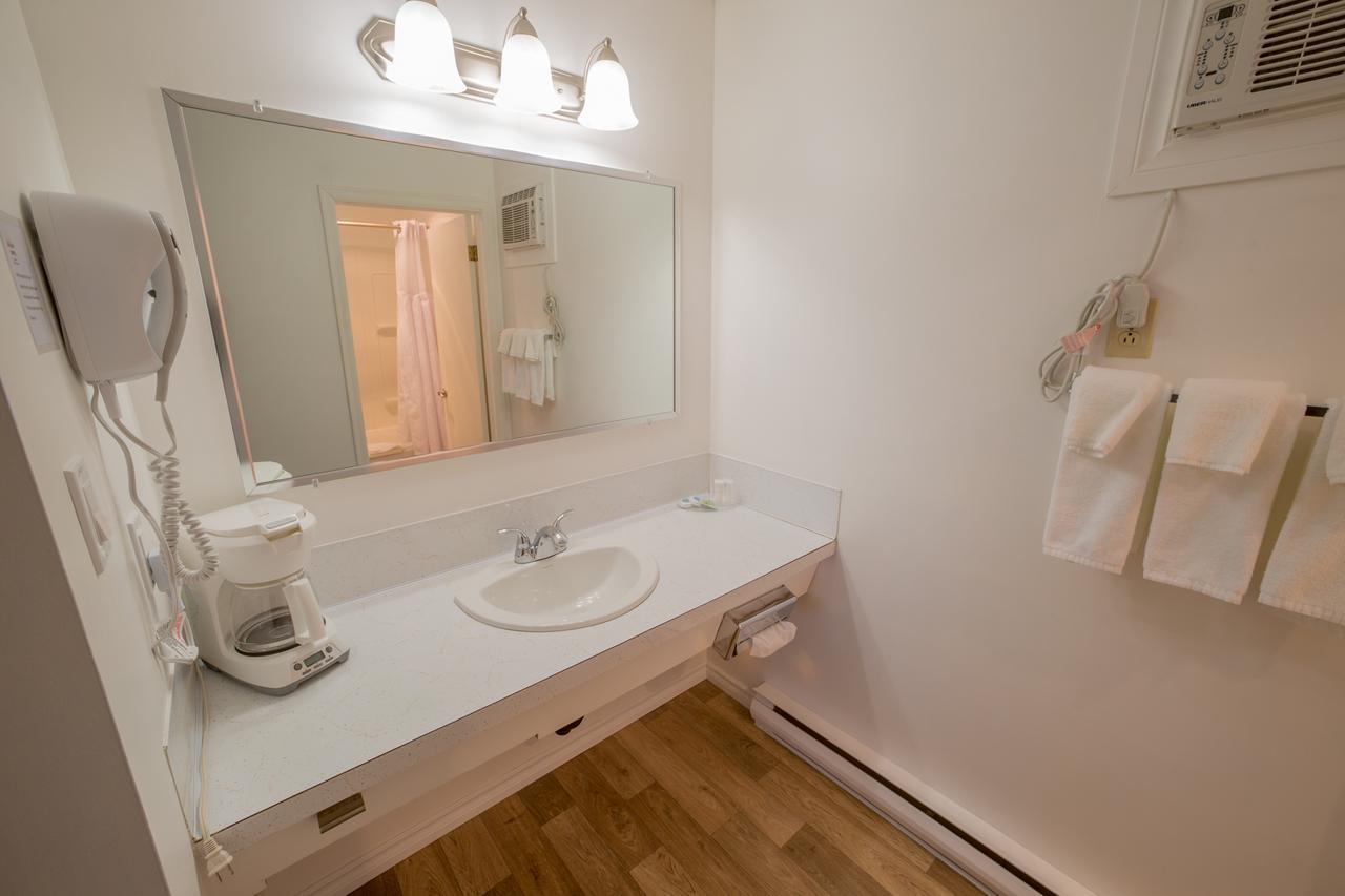 Westwood Motel 100 Mile House Luaran gambar