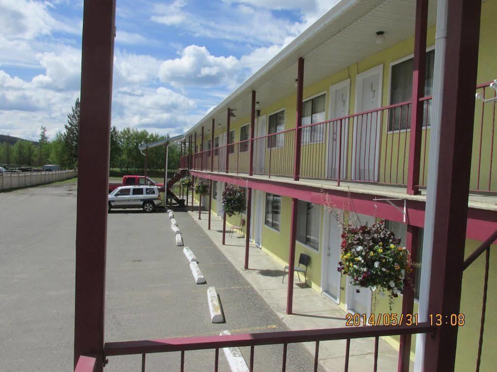 Westwood Motel 100 Mile House Luaran gambar