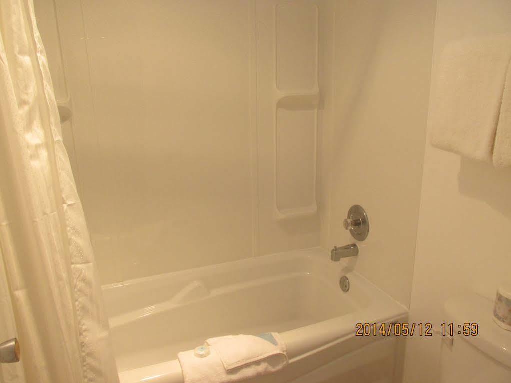 Westwood Motel 100 Mile House Luaran gambar