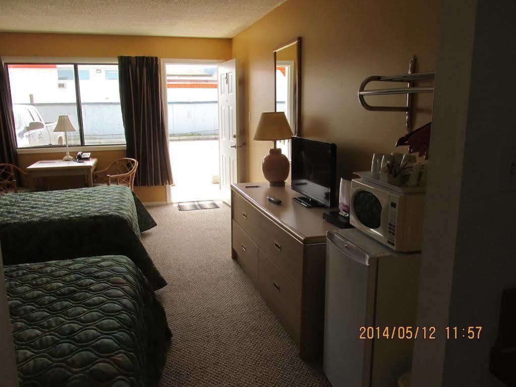 Westwood Motel 100 Mile House Luaran gambar