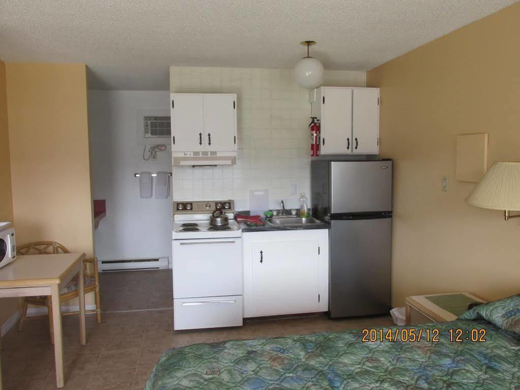 Westwood Motel 100 Mile House Luaran gambar
