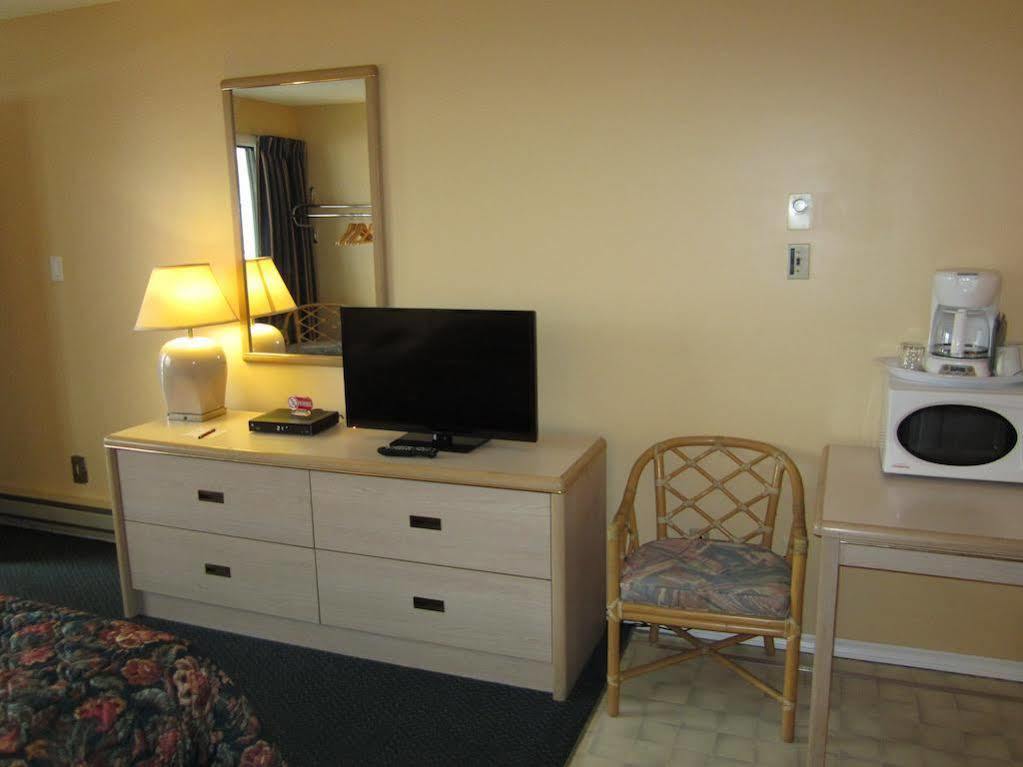 Westwood Motel 100 Mile House Luaran gambar
