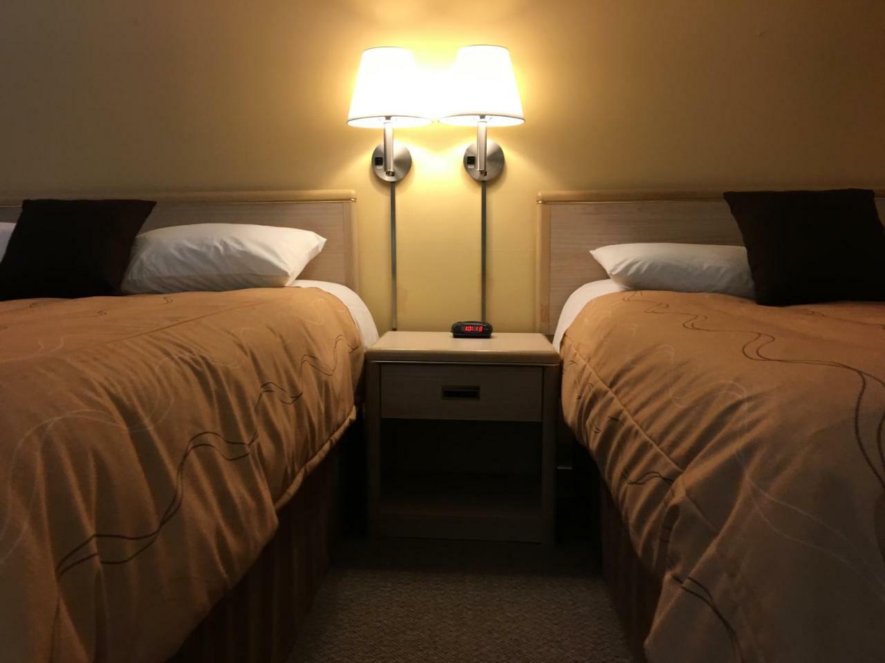 Westwood Motel 100 Mile House Luaran gambar