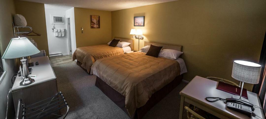 Westwood Motel 100 Mile House Luaran gambar